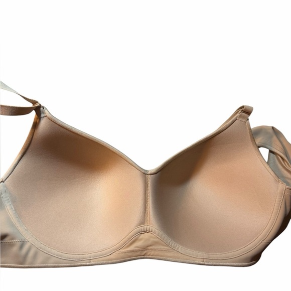 Cacique Lightly Lined No Wire Back Smoother - Picture 6 of 9